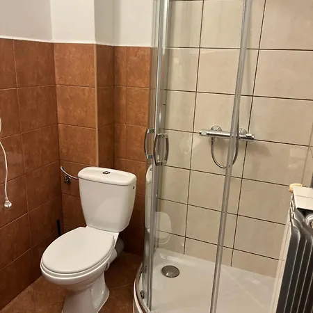 אכסניה Route 7 *