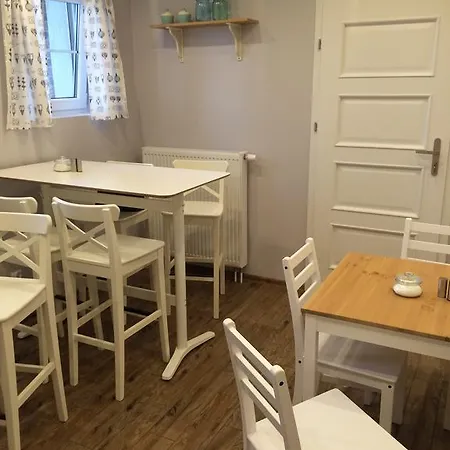 Hostel Route 7 Myślenice