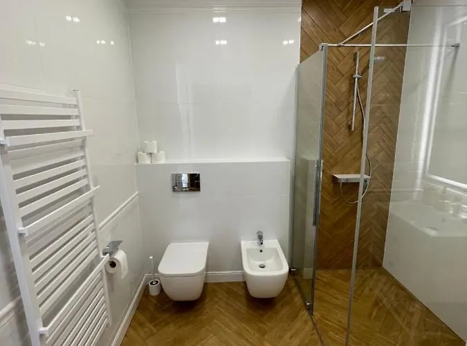 ホステル Route 7 *