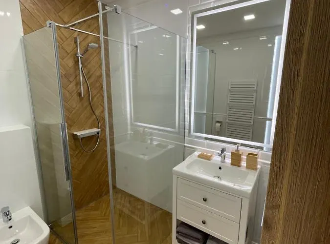 Route 7 אכסניה מישלניצה