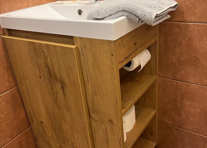 Route 7 אכסניה